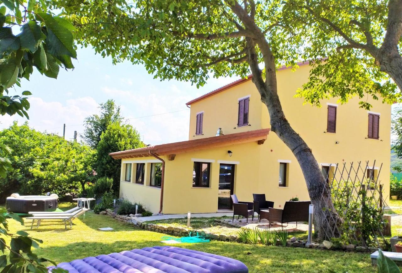 Le Margherite Country House Montefalcone Appennino Buitenkant foto